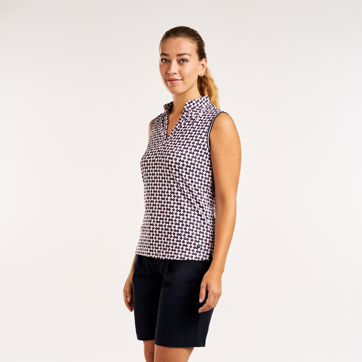 Vivia Mock White Navy